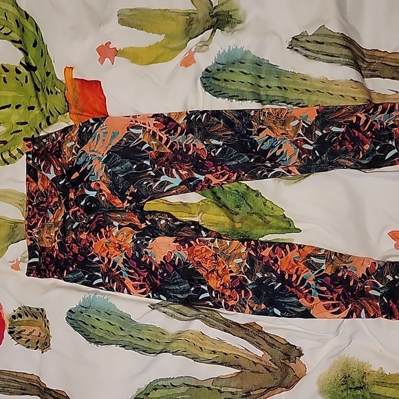 Leggings - Picture 1 of 2